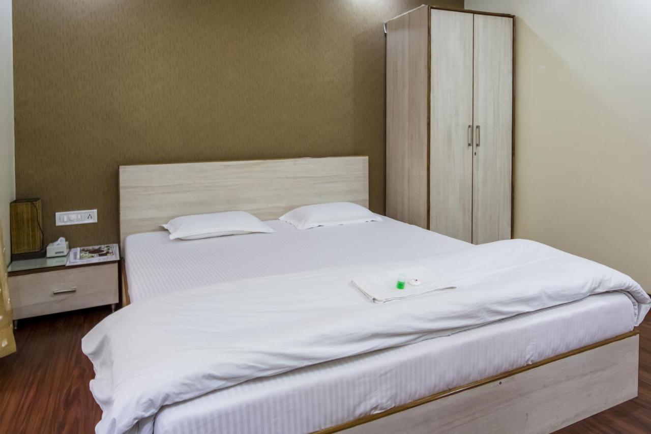Apple Tree Apartments Koregaon Park Pune Dış mekan fotoğraf