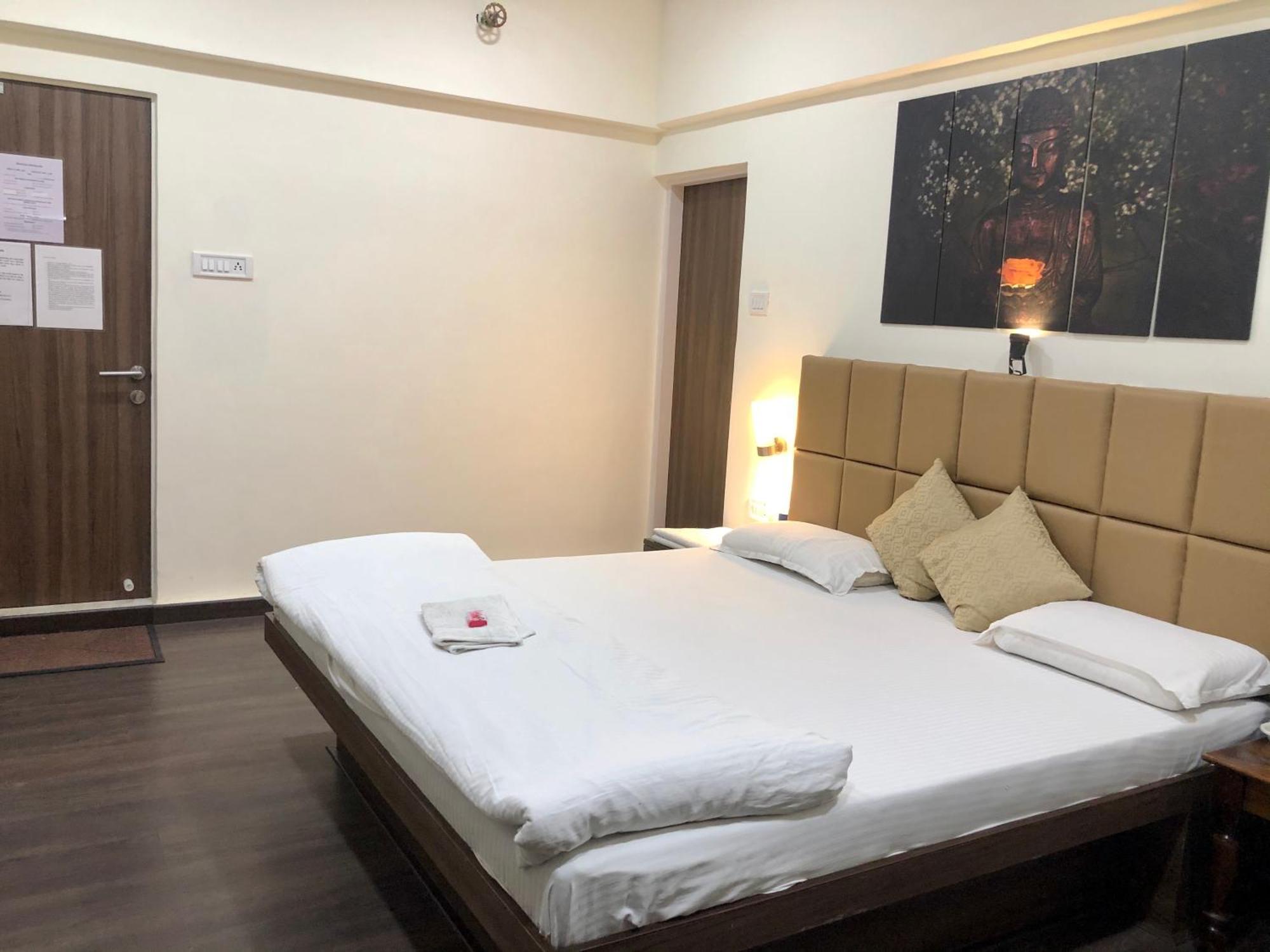 Apple Tree Apartments Koregaon Park Pune Dış mekan fotoğraf